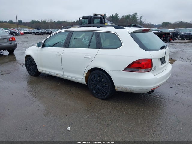 Aukcja sprzedaży 2012 Volkswagen Jetta Sportwagen 2.5l Se, vin: 3VWPP7AJ8CM712572, numer aukcji: 44698777