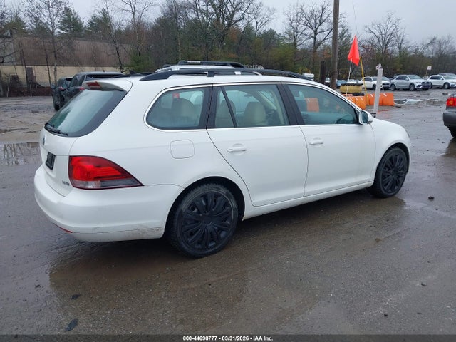 Aukcja sprzedaży 2012 Volkswagen Jetta Sportwagen 2.5l Se, vin: 3VWPP7AJ8CM712572, numer aukcji: 44698777