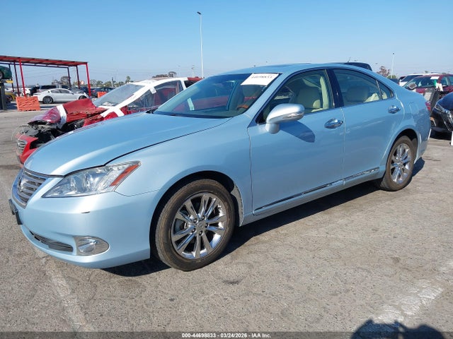 44698833 :رقم المزاد ، JTHBK1EG6B2465368 vin ، 2011 Lexus Es 350 مزاد بيع