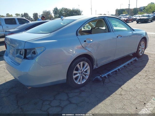 44698833 :رقم المزاد ، JTHBK1EG6B2465368 vin ، 2011 Lexus Es 350 مزاد بيع
