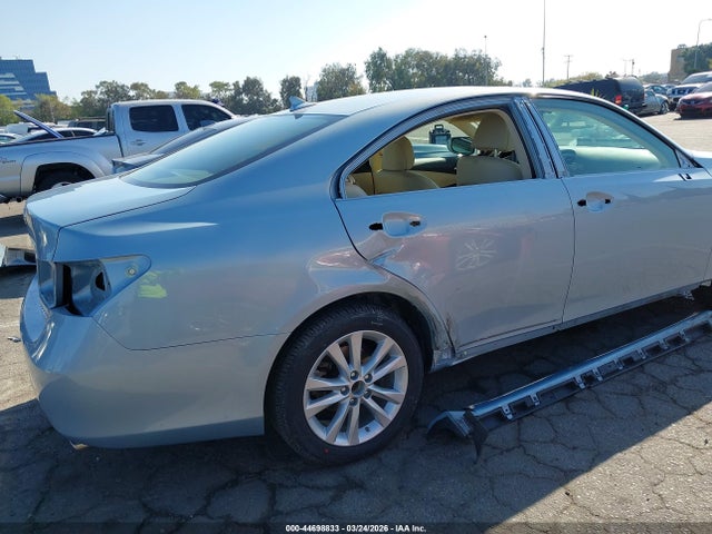44698833 :رقم المزاد ، JTHBK1EG6B2465368 vin ، 2011 Lexus Es 350 مزاد بيع