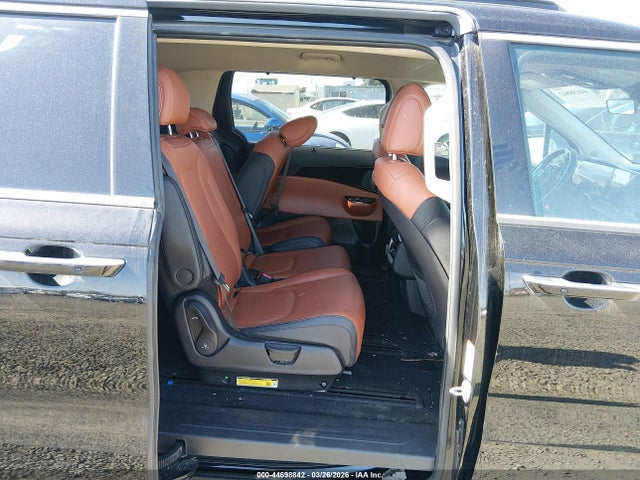 KNDNE5H33R6424382 KIA Carnival Mpv Sx