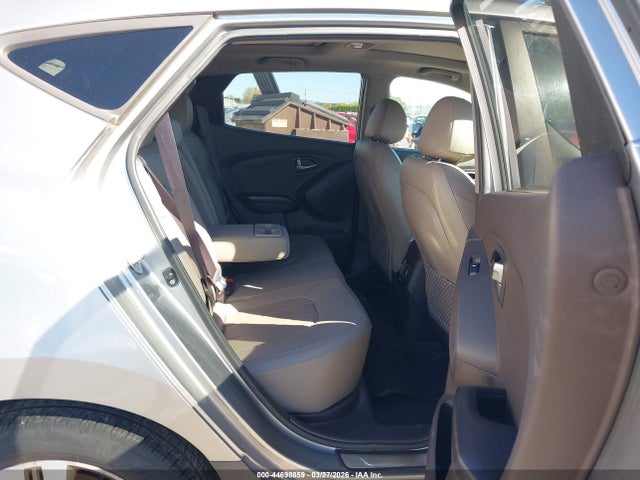 KM8JUCAG7EU900363 Hyundai Tucson Limited