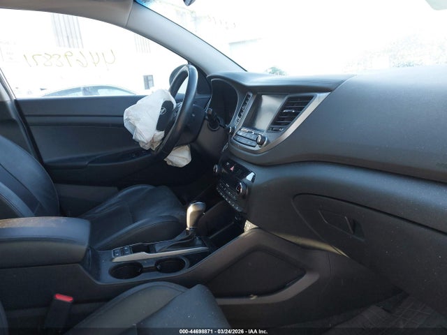 2016 HYUNDAI TUCSON KM8J3CA2XGU121596 Photo 4
