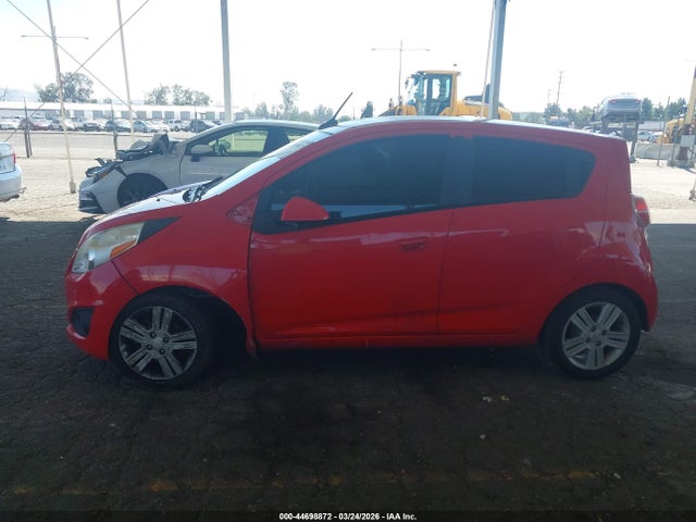 Chevrolet Spark 1lt Auto 2014 KL8CD6S93EC561596 Image 14