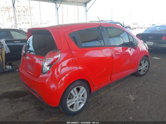 Chevrolet Spark 1lt Auto 2014 KL8CD6S93EC561596 Image 4