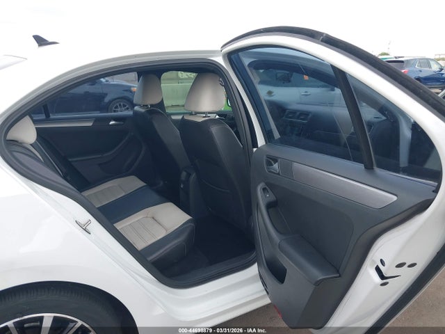 3VWD17AJXGM270114 Volkswagen Jetta 1.8t Sport