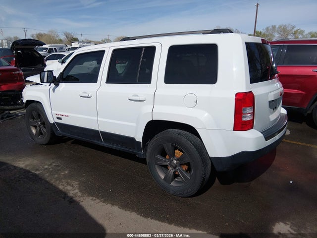 1C4NJPBB1GD754490 Jeep Patriot 75th Anniversary