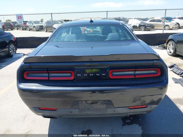 Продажа на аукционе авто 2016 Dodge Challenger Sxt, vin: 2C3CDZAG0GH354421, номер лота: 44698886