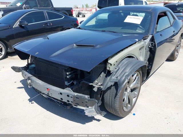Продажа на аукционе авто 2016 Dodge Challenger Sxt, vin: 2C3CDZAG0GH354421, номер лота: 44698886