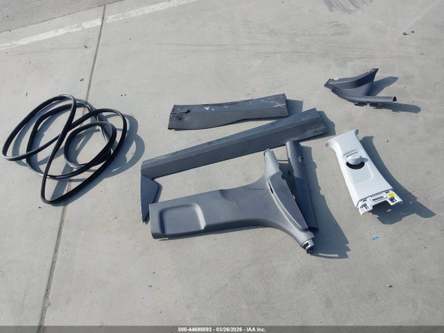 Продажа на аукционе авто 2024 Hyundai Kona Electric Sel, vin: KM8HC3A60RU014707, номер лота: 44698893