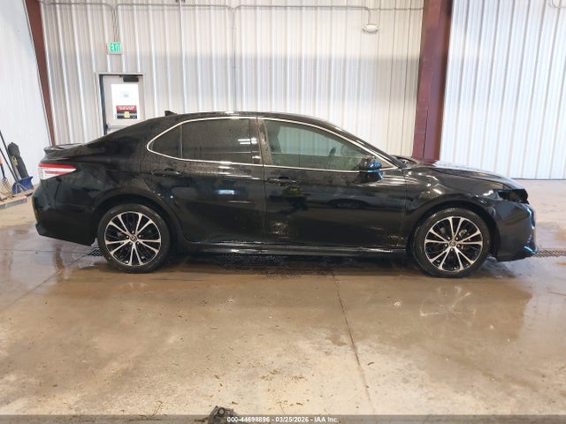 4T1G11AKXLU326379 Toyota CAMRY SE