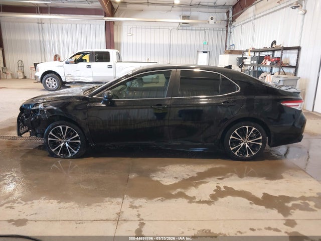 4T1G11AKXLU326379 Toyota CAMRY SE