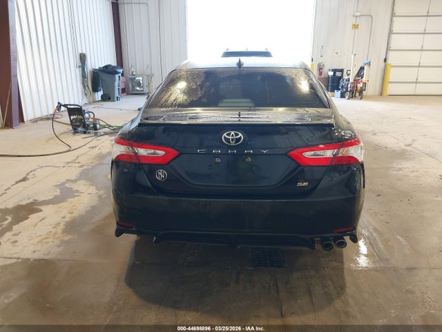 4T1G11AKXLU326379 Toyota CAMRY SE
