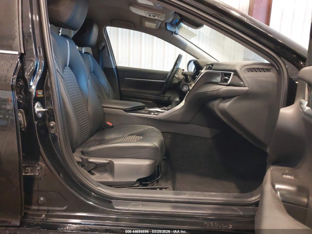 4T1G11AKXLU326379 Toyota CAMRY SE
