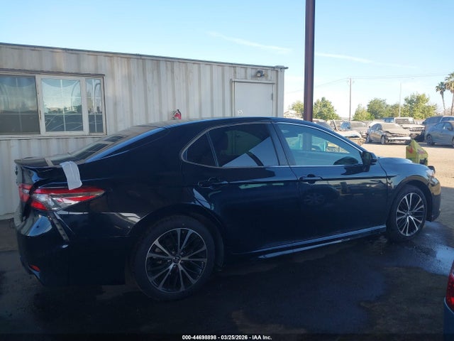 JTNB11HK1J3058096 Toyota CAMRY SE
