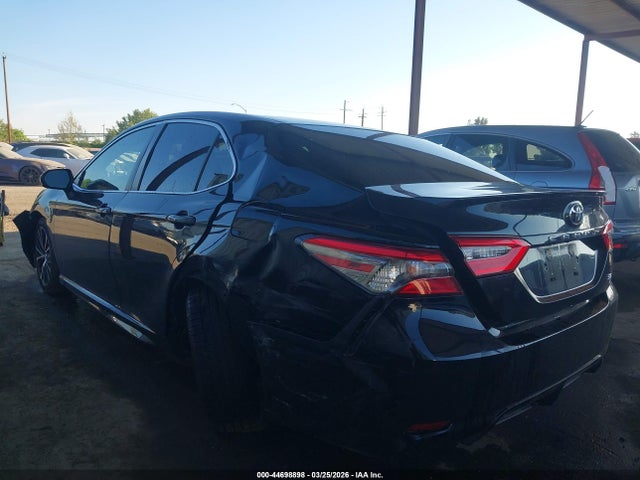 JTNB11HK1J3058096 Toyota CAMRY SE
