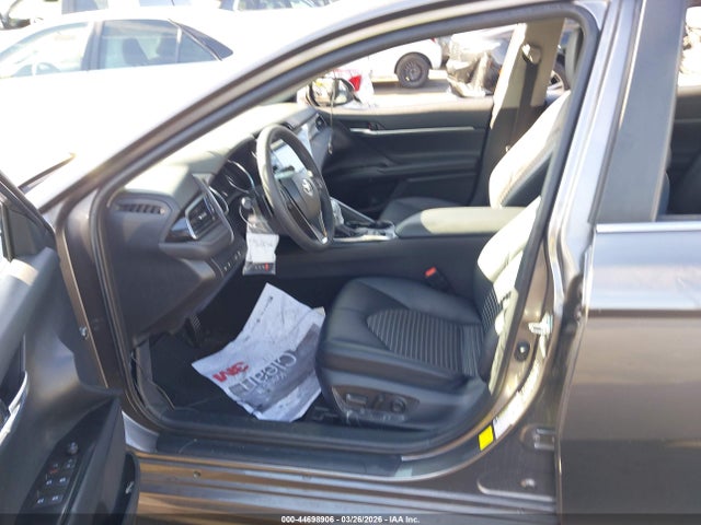 4T1B21HK5KU014482 Toyota Camry Hybrid Se