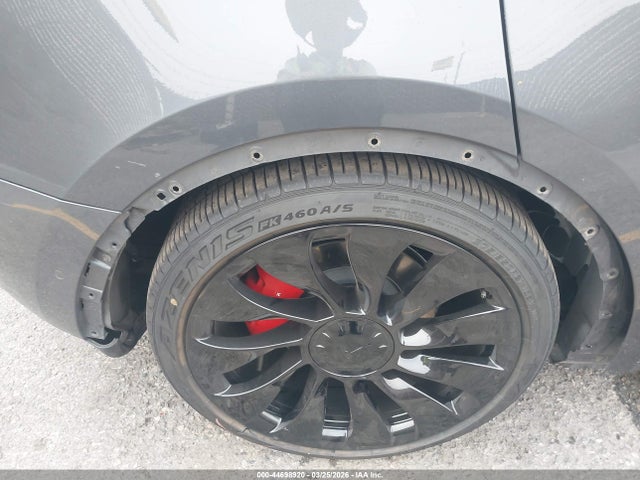 7SAYGDEF1NF381341 Tesla Model Y Performance Dual Motor All-wheel Drive