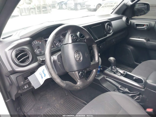 3TMBZ5DN8JM016303 Toyota Tacoma Trd Sport