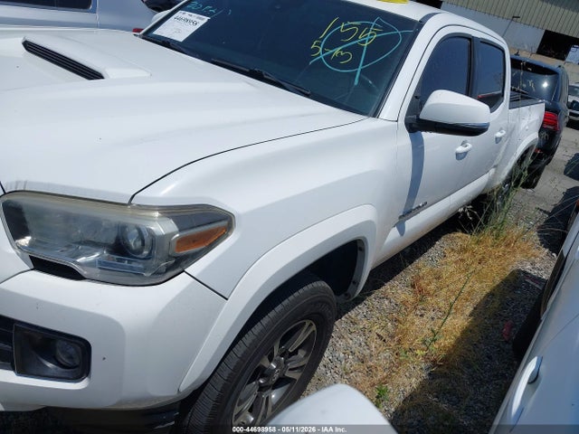 3TMBZ5DN8JM016303 Toyota Tacoma Trd Sport