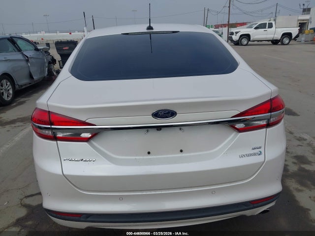 3FA6P0LU0JR110378 Ford Fusion Hybrid Se
