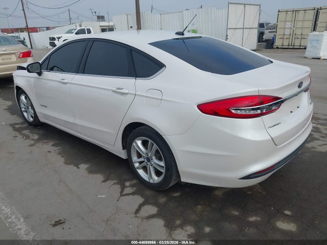 3FA6P0LU0JR110378 Ford Fusion Hybrid Se
