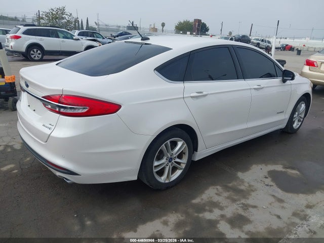 3FA6P0LU0JR110378 Ford Fusion Hybrid Se