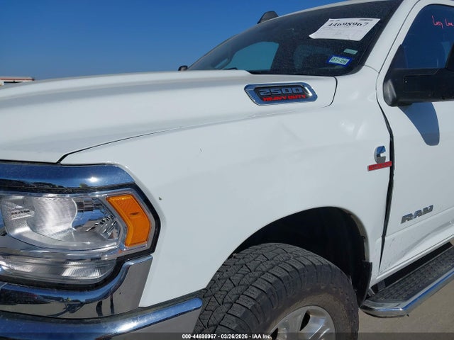 Продажа на аукционе авто 2024 Ram 2500 Big Horn  4x4 6'4 Box, vin: 3C6UR5DL6RG340469, номер лота: 44698967