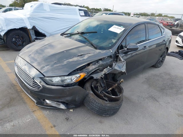 44698984 :رقم المزاد ، 3FA6P0HD8JR180803 vin ، 2018 Ford Fusion Se مزاد بيع