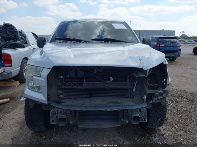 44699010 :رقم المزاد ، 1FTEW1CG2FKD12868 vin ، 2015 Ford F-150 Xlt مزاد بيع