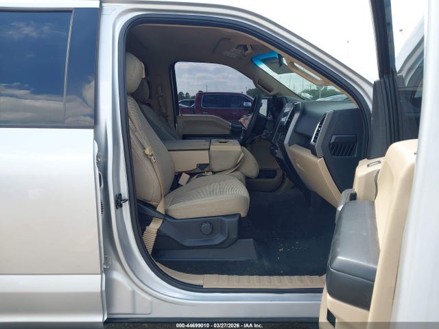 44699010 :رقم المزاد ، 1FTEW1CG2FKD12868 vin ، 2015 Ford F-150 Xlt مزاد بيع