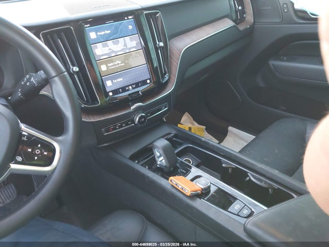 YV4L12RN5P1192814 Volvo Xc60 B5 Plus Bright Theme