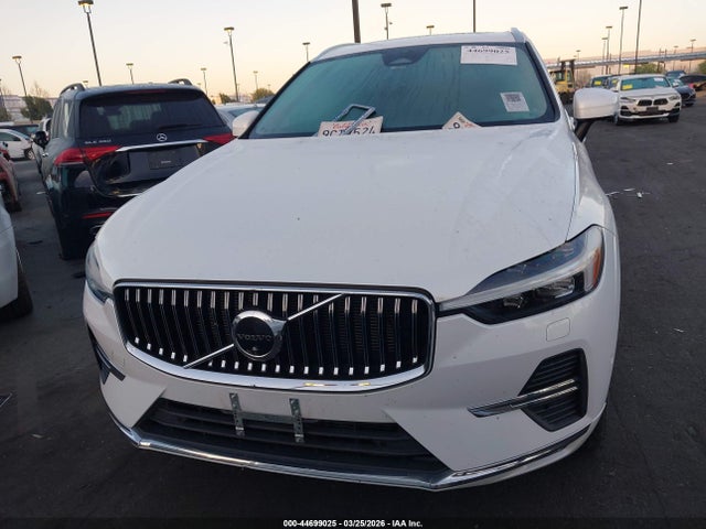 YV4L12RN5P1192814 Volvo Xc60 B5 Plus Bright Theme