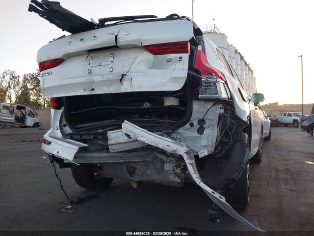 YV4L12RN5P1192814 Volvo Xc60 B5 Plus Bright Theme