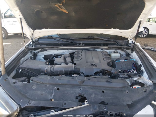 JTEBU5JR9J5532421 Toyota 4runner Sr5 Premium