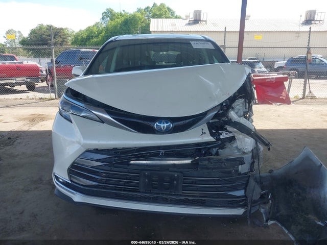 Toyota Sienna Platinum 2021 5TDESKFC5MS002892 Image 12
