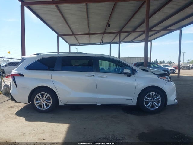 Toyota Sienna Platinum 2021 5TDESKFC5MS002892 Image 13