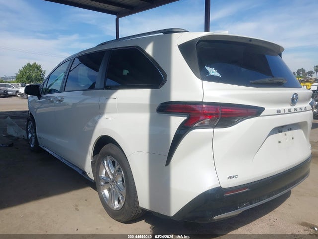 Toyota Sienna Platinum 2021 5TDESKFC5MS002892 Image 3