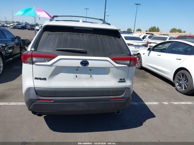 Продаж на аукціоні авто 2024 Toyota Rav4 Hybrid Xle Premium, vin: JTMB6RFV2RJ041204, номер лоту: 44699047