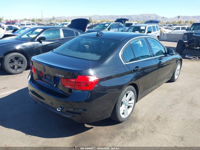 2018 BMW 330I WBA8B9G55JNU57908 Photo 3