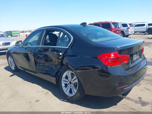 2018 BMW 330I WBA8B9G55JNU57908 Photo 5