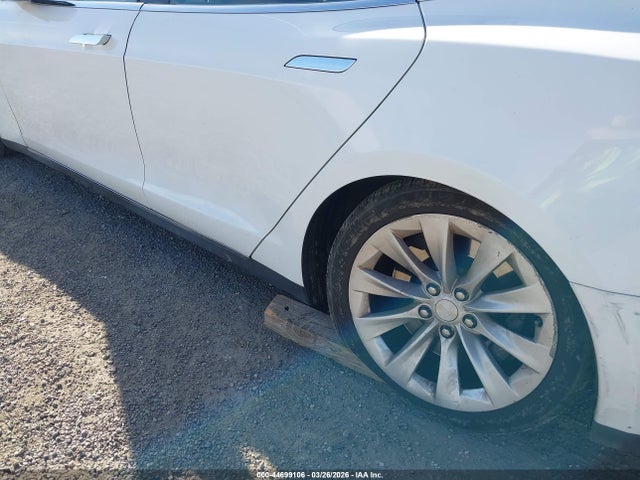 Tesla MODEL S 2016 5YJSA1E15GF131739 Image 6