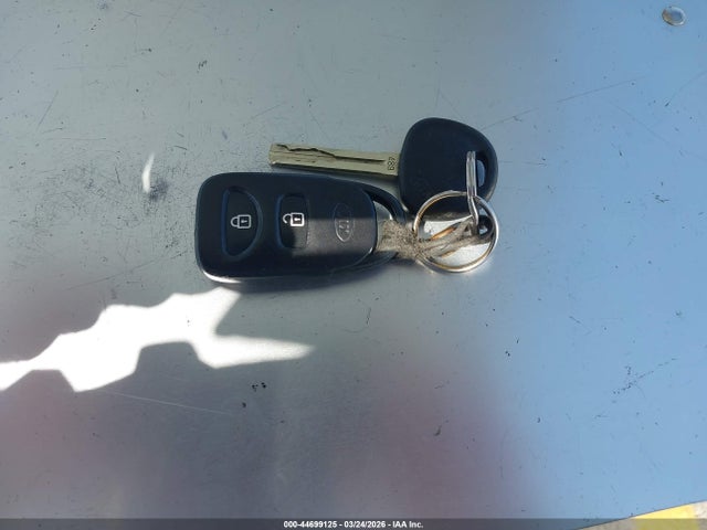2011 KIA SORENTO 5XYKT4A15BG098955 Photo 10