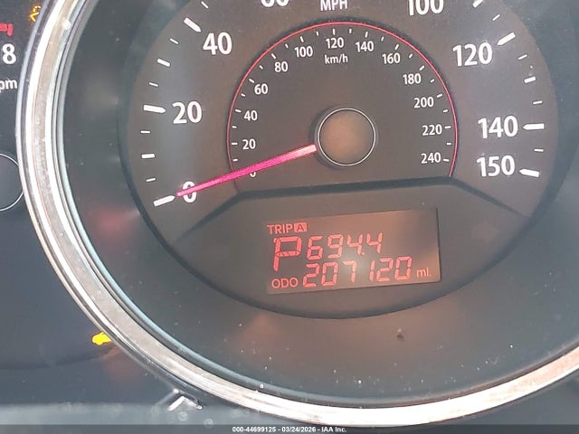 2011 KIA SORENTO 5XYKT4A15BG098955 Photo 6