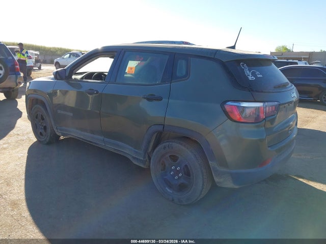 2020 JEEP COMPASS 3C4NJCAB5LT151279 Photo 2