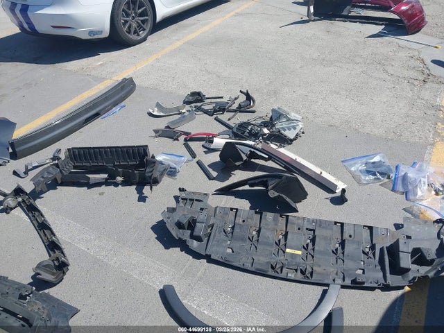 1FMCU9G9XHUC80763 Ford ESCAPE SE