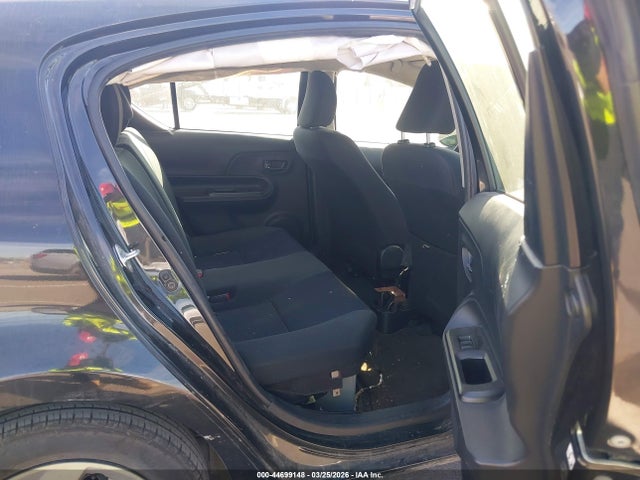 JTDKDTB37F1088506 Toyota Prius C Two