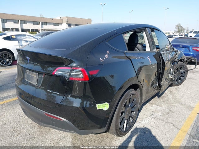 Продажа на аукционе авто 2023 Tesla Model Y Awd/long Range Dual Motor All-wheel Drive, vin: 7SAYGDEE6PA135652, номер лота: 44699156