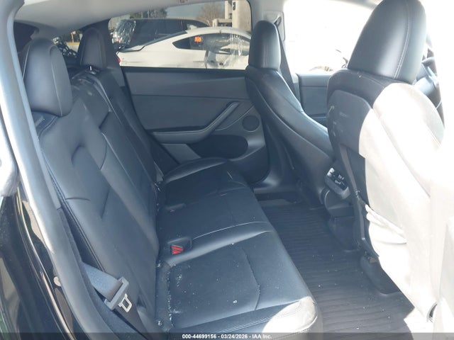 Продажа на аукционе авто 2023 Tesla Model Y Awd/long Range Dual Motor All-wheel Drive, vin: 7SAYGDEE6PA135652, номер лота: 44699156